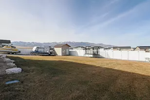 582 W Durfee St, Grantsville, UT 84029 - Photo 30