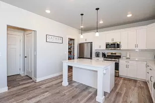 582 W Durfee St, Grantsville, UT 84029 - Photo 4