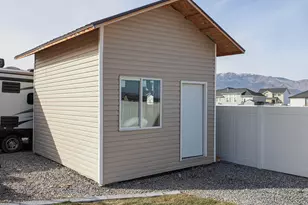 582 W Durfee St, Grantsville, UT 84029 - Photo 34