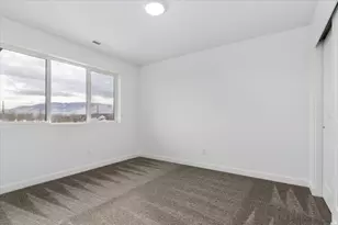 1596 E Livi Ln W, Saratoga Springs, UT 84043 - Photo 28