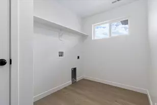 1596 E Livi Ln W, Saratoga Springs, UT 84043 - Photo 34