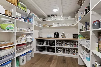 4496 Cottonwood Dr, Pleasant View, UT 84414 - Photo 24