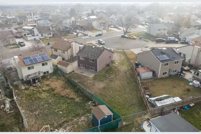 8088 W Emerson Cir, Magna, UT 84044 - Photo 28