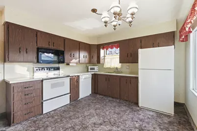 8681 W 3150 S, Magna, UT 84044 - Photo 6
