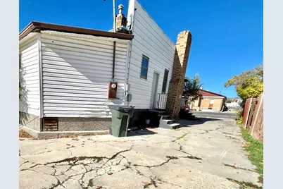 230 E 100 S, Price, UT 84501 - Photo 38