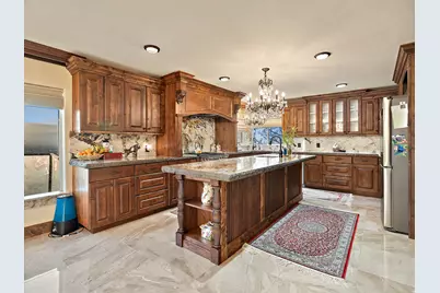 5758 S Wasatch Blvd, Holladay, UT 84121 - Photo 10