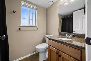 2095 S Main St, Bountiful, UT 84010 - Photo 14