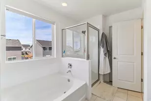 3502 S Poplar Ln, Syracuse, UT 84075 - Photo 10