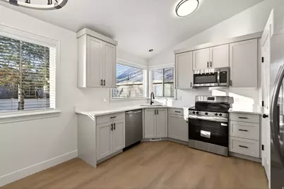 269 W Beverlee Ann Dr #11720, Draper, UT 84020 - Photo 4