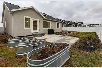 8725 W Beckville Dr, Magna, UT 84044 - Photo 32