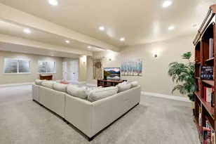 495 E 475 S, Centerville, UT 84014 - Photo 34