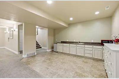 495 E 475 S, Centerville, UT 84014 - Photo 38