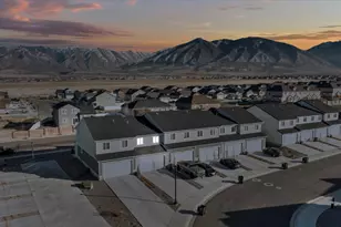 1972 N Blue Iris Ave, Tooele, UT 84074 - Photo 6