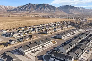 1972 N Blue Iris Ave, Tooele, UT 84074 - Photo 10