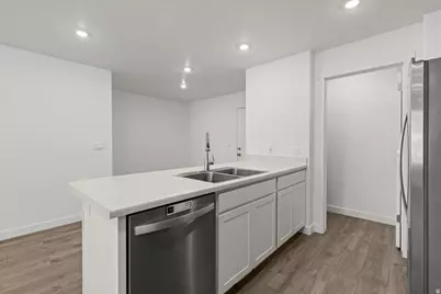 1972 N Blue Iris Ave #1025, Tooele, UT 84074 - Photo 16