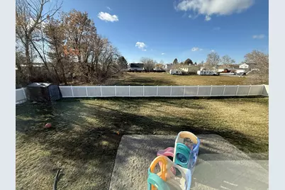 34 E 525 N, Layton, UT 84041 - Photo 14