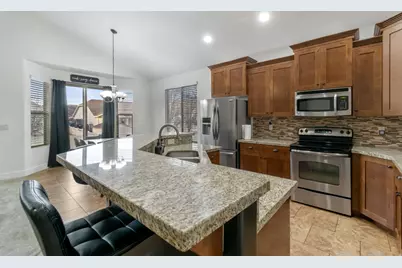 4736 W Kootenai Ct S, Riverton, UT 84096 - Photo 6