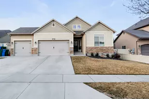 4736 W Kootenai Ct S, Riverton, UT 84096 - Photo 1