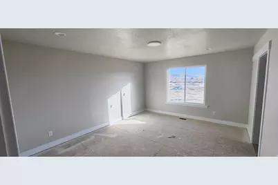 2348 E Sego Lily Dr #502, Eagle Mountain, UT 84005 - Photo 4