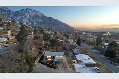 3640 E Palisade Dr S, Salt Lake City, UT 84109 - Photo 2