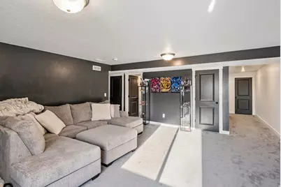 915 N Evelyn St, Farmington, UT 84025 - Photo 32