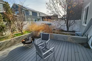 1951 W Parkview Dr, Syracuse, UT 84075 - Photo 4