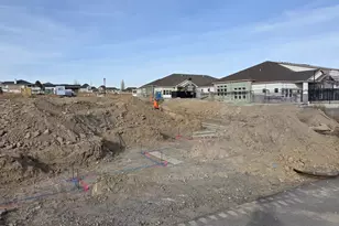 1477 N Saratoga View Ln, Saratoga Springs, UT 84045 - Photo 2