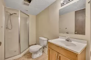 1560 E 800 S, Clearfield, UT 84015 - Photo 18