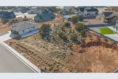 1882 S Oak Springs Rd #312, Cedar City, UT 84720 - Photo 8