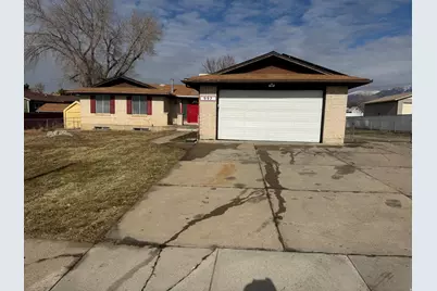 997 E 825 N, Layton, UT 84040 - Photo 1