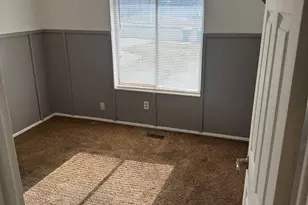 997 E 825 N, Layton, UT 84040 - Photo 14