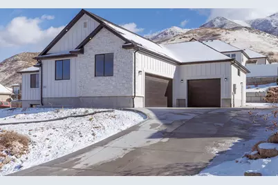 202 N Oh Henry St, Santaquin, UT 84655 - Photo 2