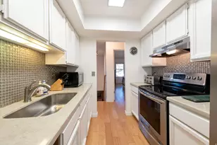 2404 E 4500 S, Holladay, UT 84117 - Photo 12