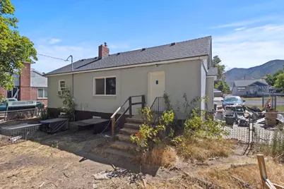 141 N Pinehurst Ave E, Tooele, UT 84074 - Photo 16
