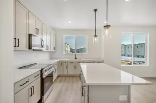 5271 N Evergreen Wy, Eagle Mountain, UT 84005 - Photo 10