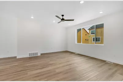 5271 N Evergreen Way #209, Eagle Mountain, UT 84005 - Photo 4