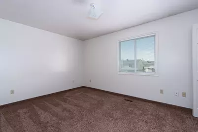 275 S 300 E, Roosevelt, UT 84066 - Photo 20