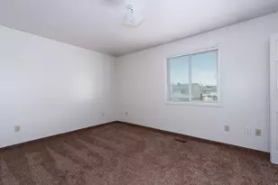 275 S 300 E, Roosevelt, UT 84066 - Photo 20