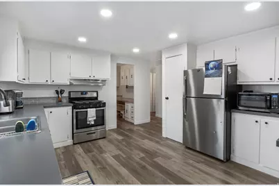 2600 N Hill Field Rd #96, Layton, UT 84041 - Photo 6