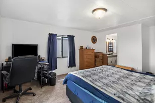 2600 N Hill Field Rd, Layton, UT 84041 - Photo 14