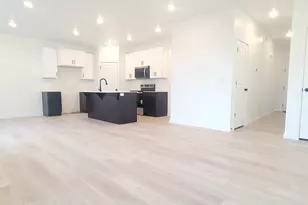 3517 W 4835 S, Roy, UT 84067 - Photo 8