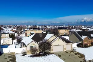 1392 W 2175 S, Syracuse, UT 84075 - Photo 4