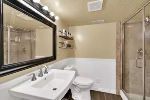 1392 W 2175 S, Syracuse, UT 84075 - Photo 24