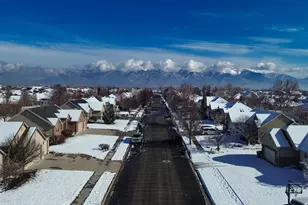 1392 W 2175 S, Syracuse, UT 84075 - Photo 36