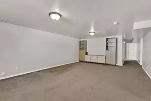 1392 W 2175 S, Syracuse, UT 84075 - Photo 22