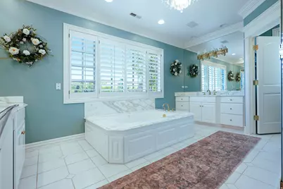 2051 E Normandywoods Ct, Holladay, UT 84117 - Photo 18