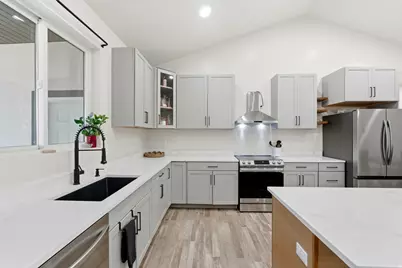 2624 N 1500 E, Roosevelt, UT 84066 - Photo 10