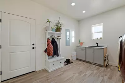 2624 N 1500 E, Roosevelt, UT 84066 - Photo 12