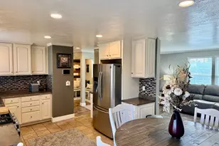 1886 W Ben Air Dr, Taylorsville, UT 84129 - Photo 8