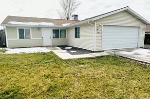 869 E 1325 N, Ogden, UT 84404 - Photo 2